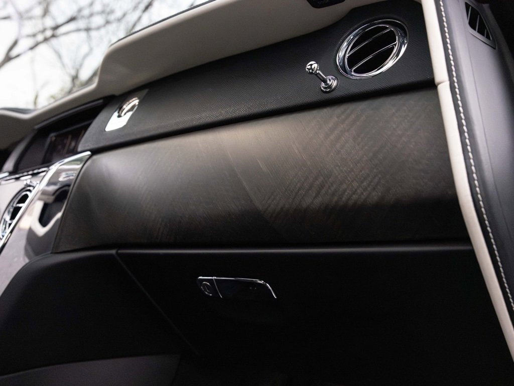 Used 2019 Rolls-Royce Cullinan image 82