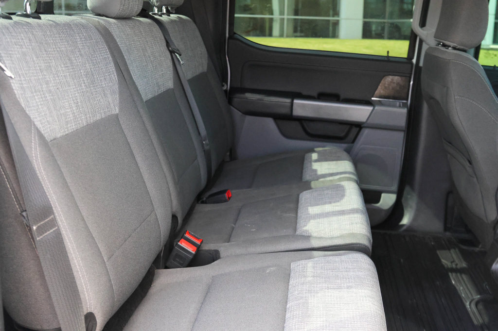 Used 2022 Ford F150 XLT w/ Equipment Group 302A High AWD/4WD image 18