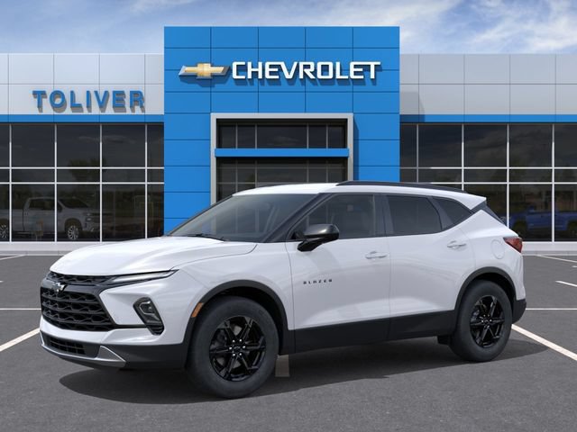 New 2026 Chevrolet Blazer LT w/ Convenience Package FWD image 2