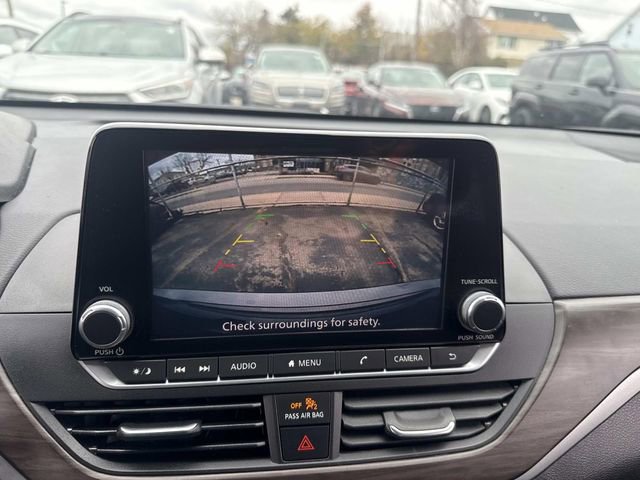 Used 2024 Nissan Altima 2.5 SV image 25