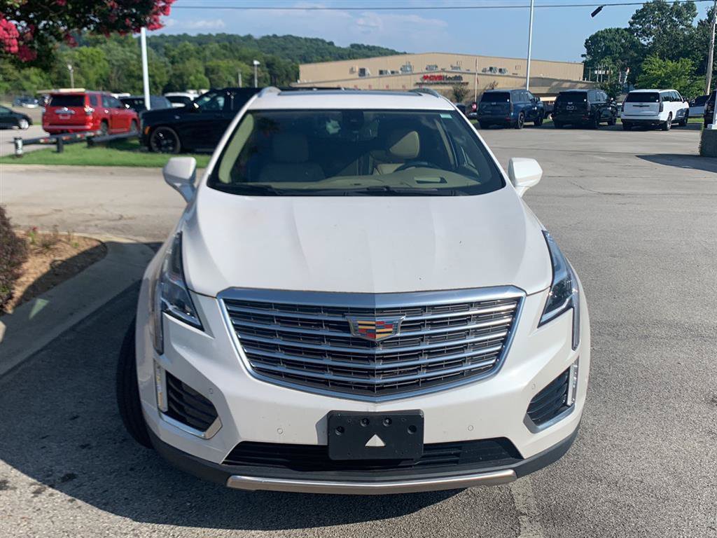Used 2017 Cadillac XT5 Platinum w/ Driver Assist Package