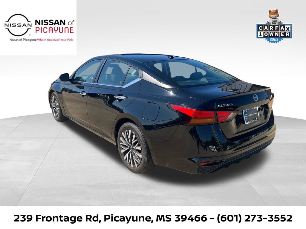 Certified 2024 Nissan Altima 2.5 SV FWD image 3