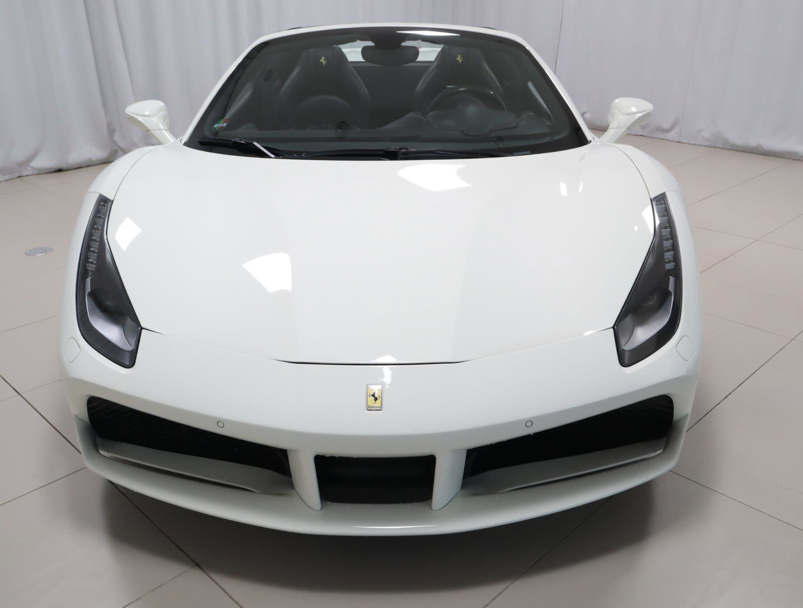 Used 2018 Ferrari 488 Spider Convertible RWD image 4