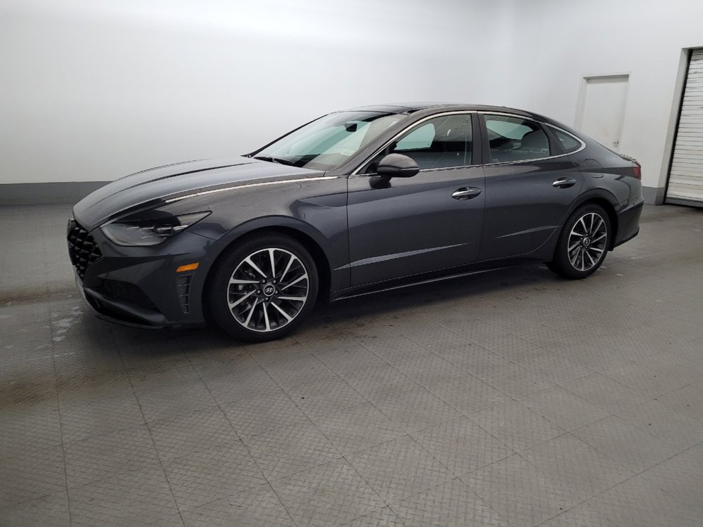 Used 2022 Hyundai Sonata Limited FWD image 2