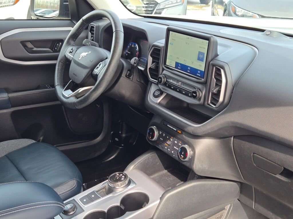 Used 2022 Ford Bronco Sport Outer Banks w/ Tech Package image 8