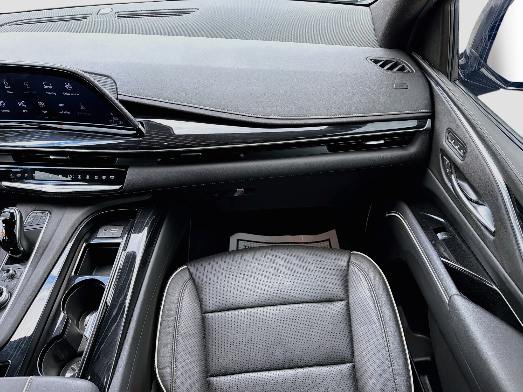Used 2023 Cadillac Escalade Sport w/ Touring Package RWD image 18
