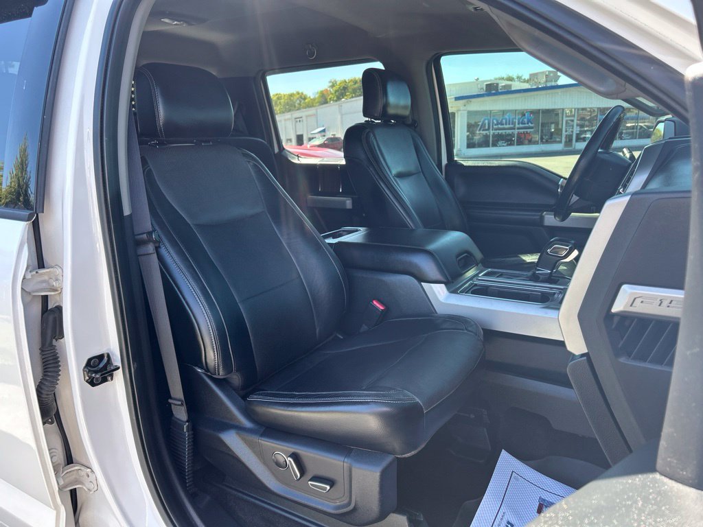Used 2015 Ford F150 Lariat w/ Equipment Group 502A Luxury AWD/4WD image 48