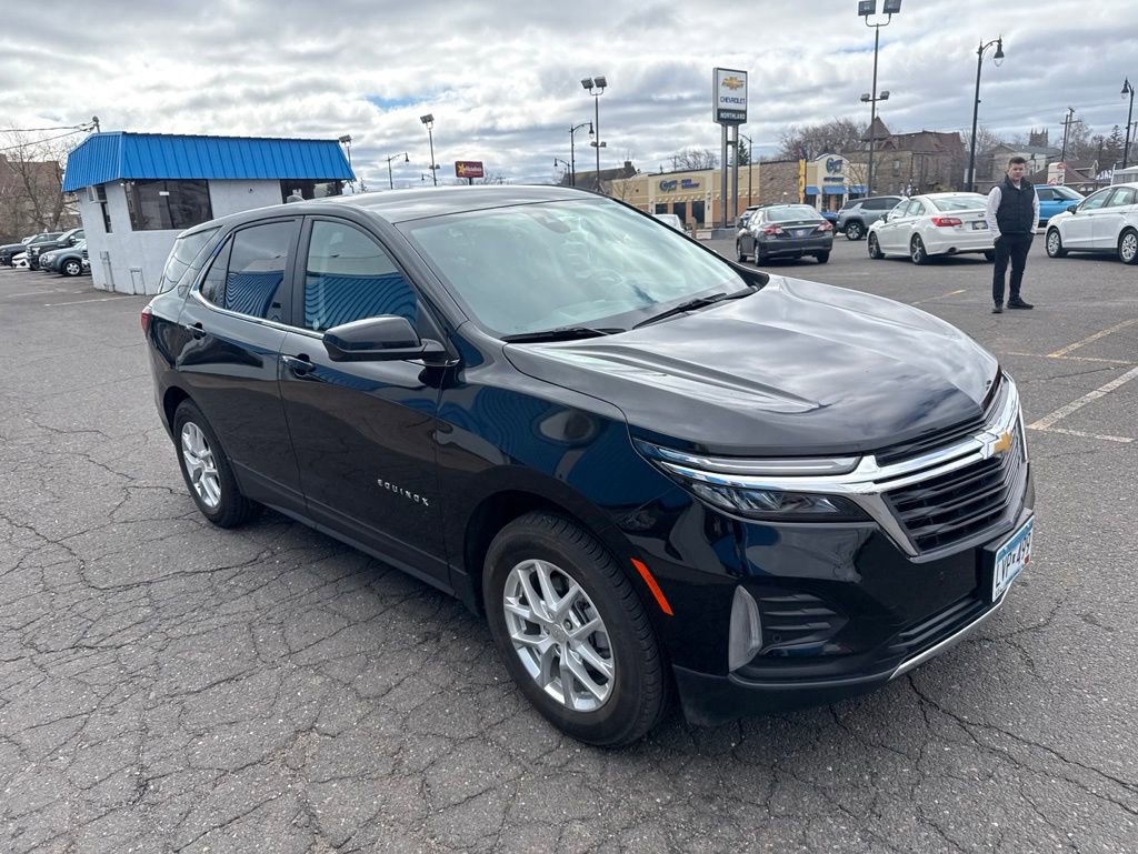 Certified 2024 Chevrolet Equinox LT AWD/4WD image 4