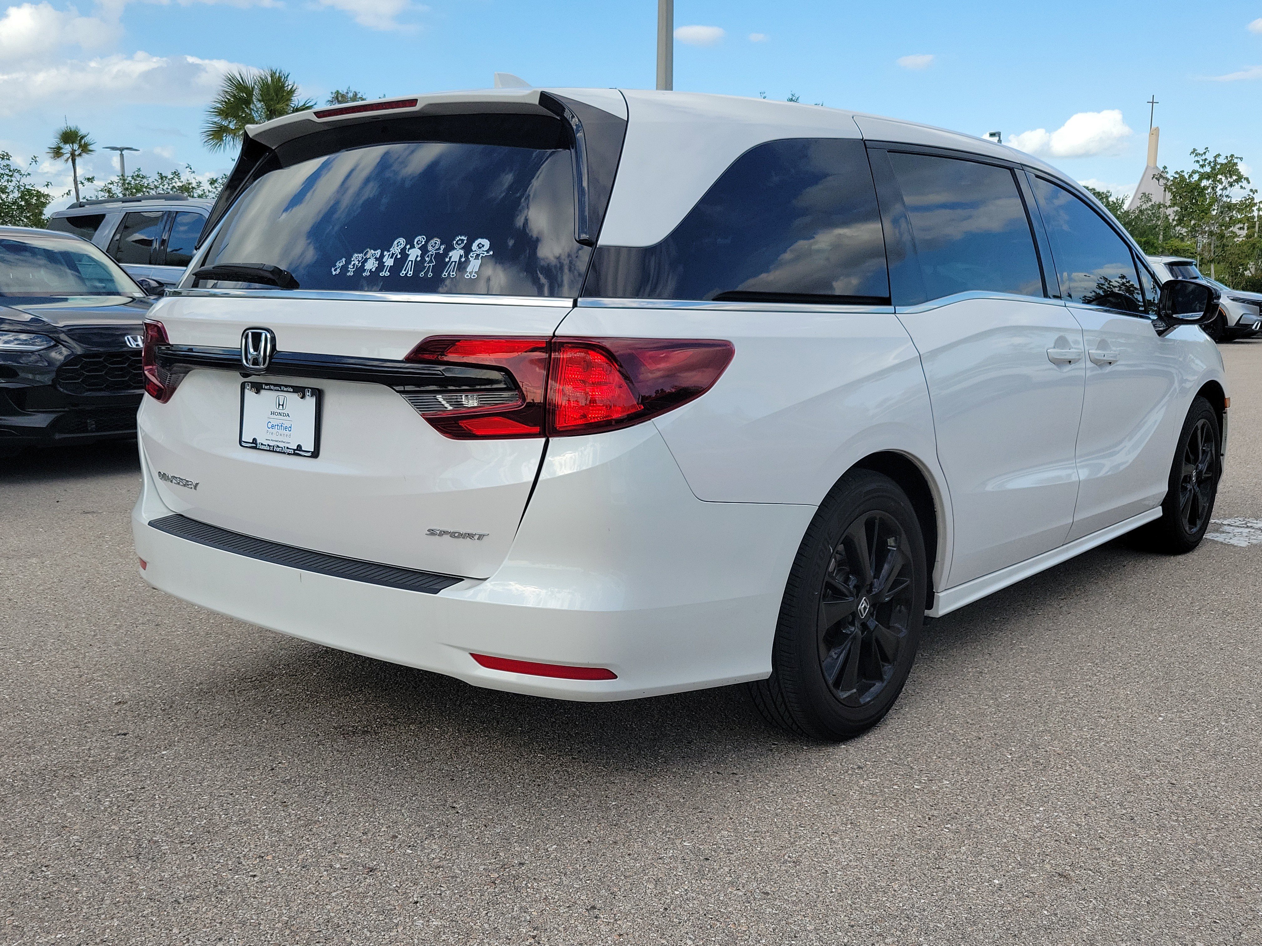 Certified 2024 Honda Odyssey Sport image 6
