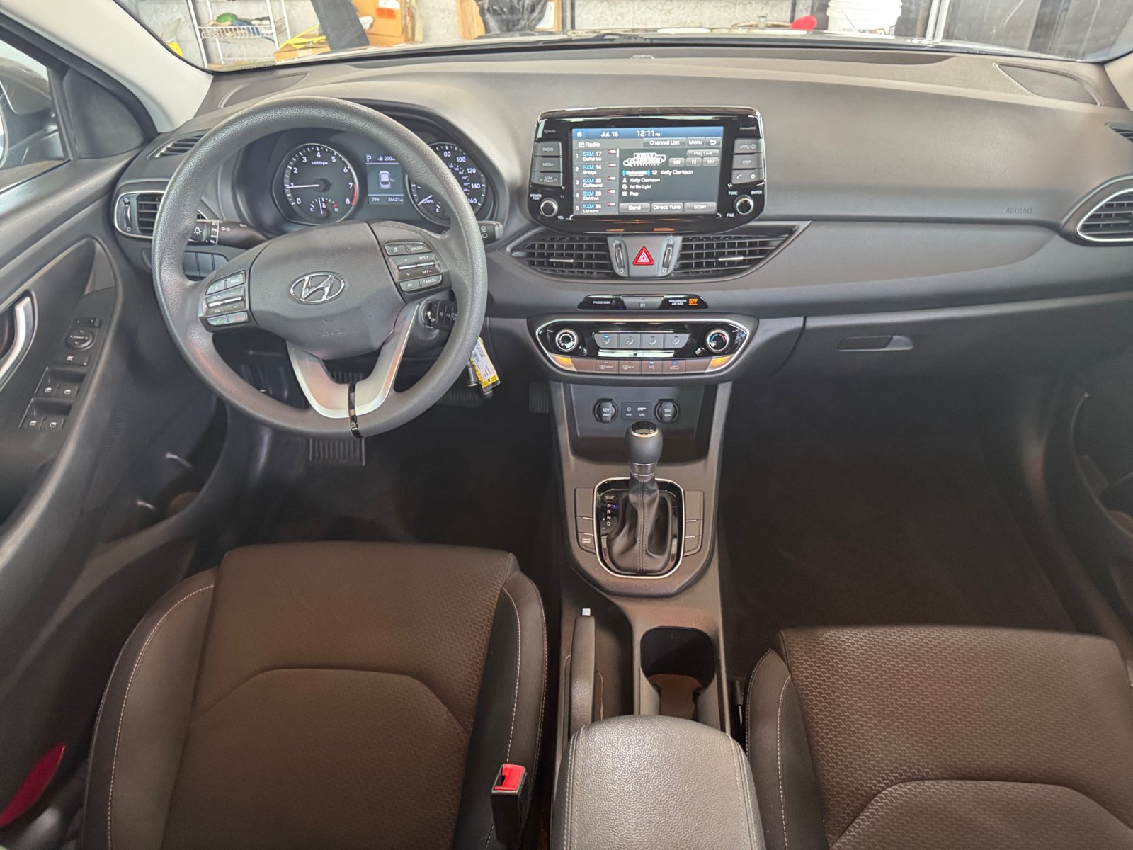 Used 2020 Hyundai Elantra GT FWD image 29