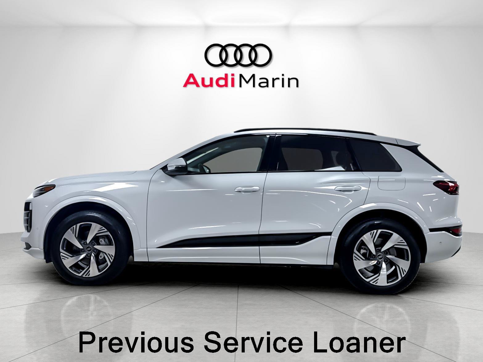 Certified 2025 Audi Q6 e-tron Premium Plus AWD/4WD image 2