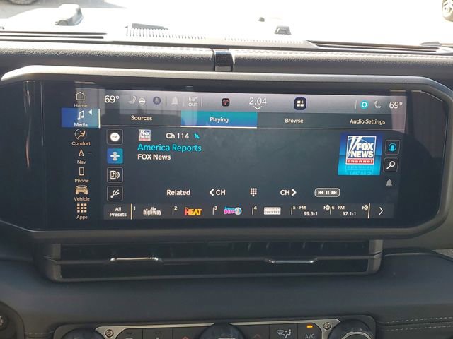 New 2025 Jeep Gladiator Mojave image 26