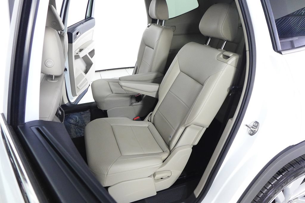 Used 2023 Volkswagen Atlas SE AWD/4WD image 21
