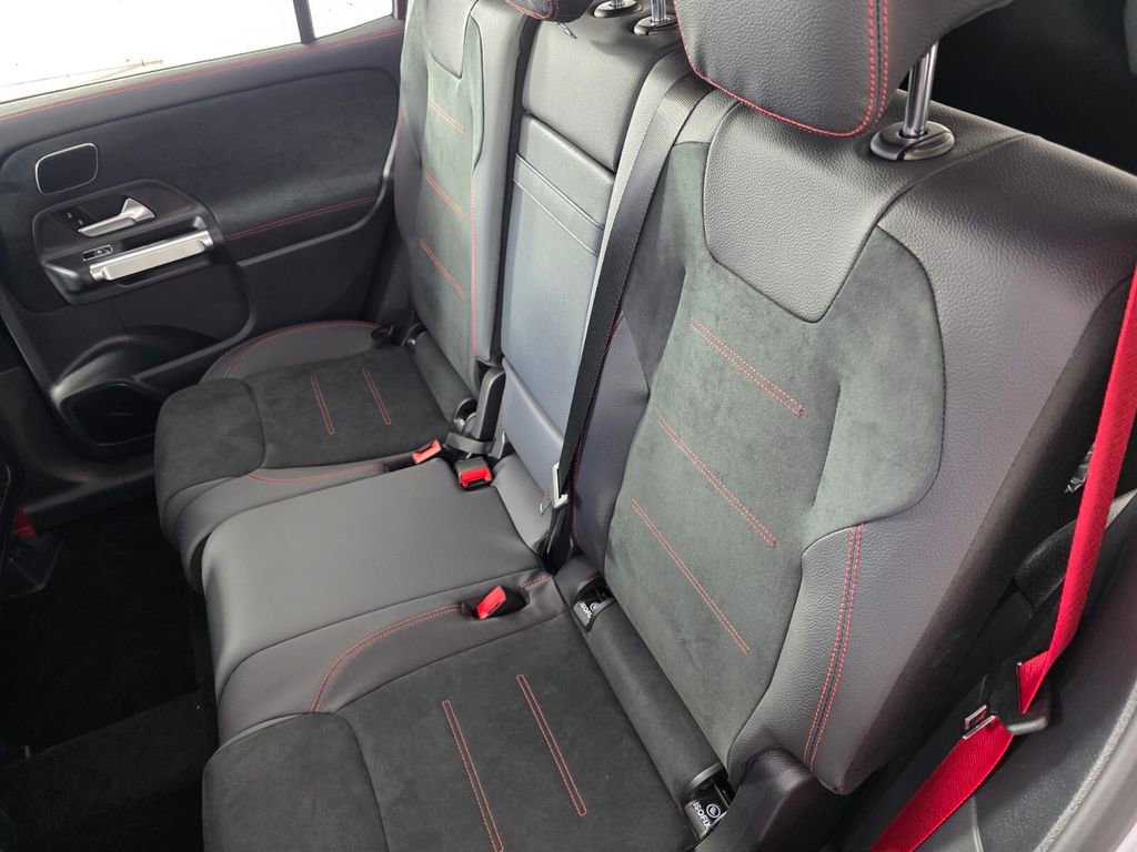 New 2026 Mercedes-Benz GLB 35 AMG 4MATIC image 13