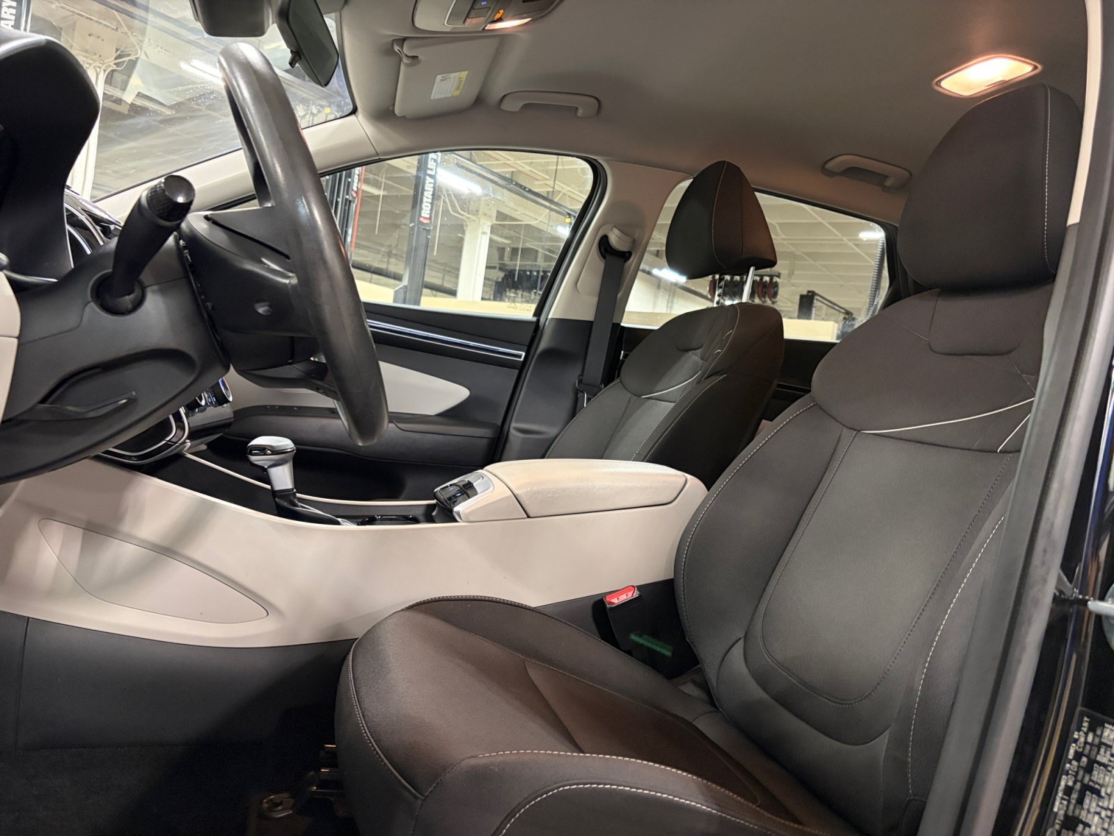 Used 2023 Hyundai Tucson SEL AWD/4WD image 12