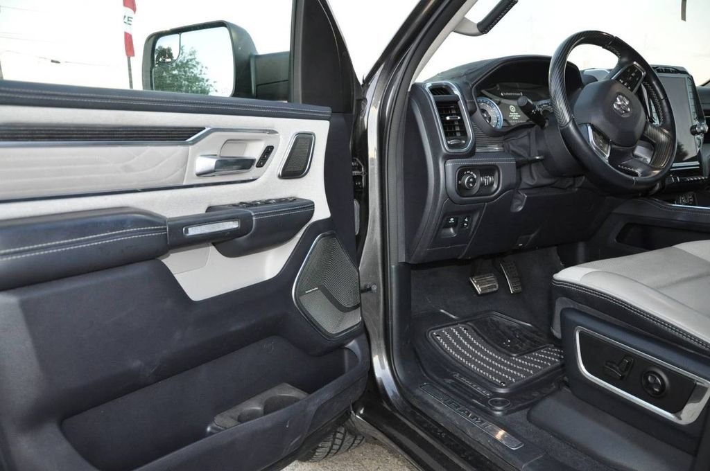 Used 2022 RAM 1500 Limited image 12