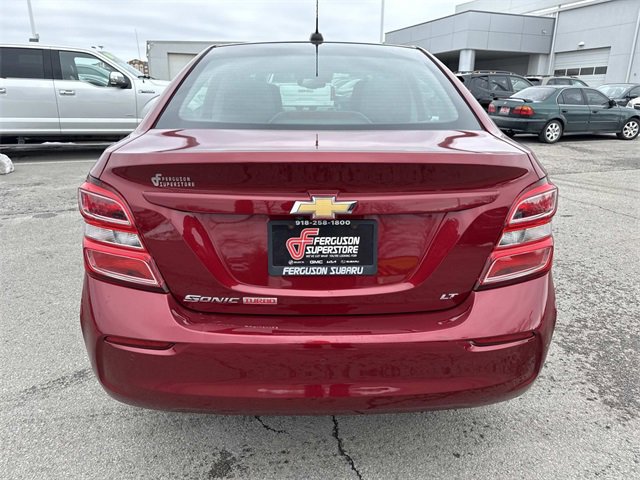 Used 2017 Chevrolet Sonic LT w/ Convenience Package image 4