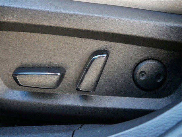 Used 2023 Mitsubishi Outlander SEL image 17