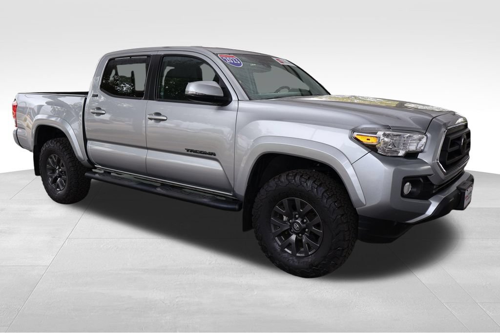 Certified 2023 Toyota Tacoma SR5 w/ Technology Package AWD/4WD image 19