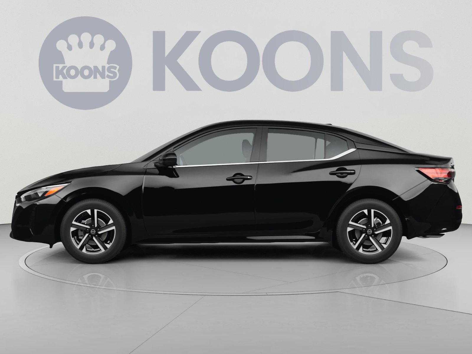 Used 2025 Nissan Sentra SV FWD image 2