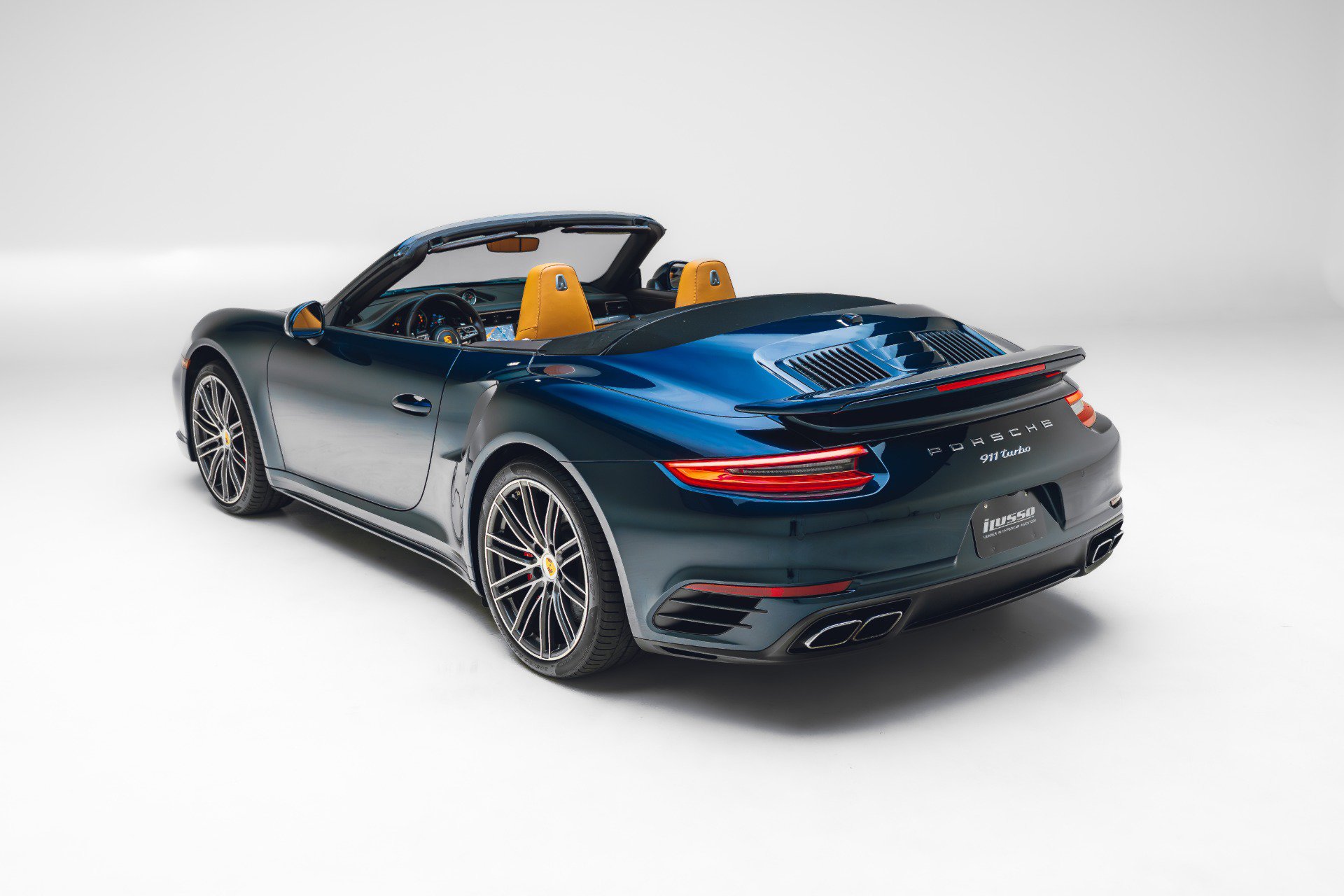 Used 2019 Porsche 911 Turbo AWD/4WD image 16
