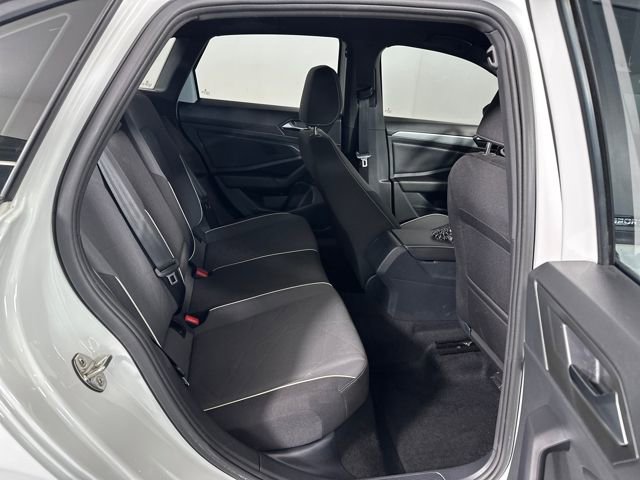 Used 2025 Volkswagen Jetta Sport image 27