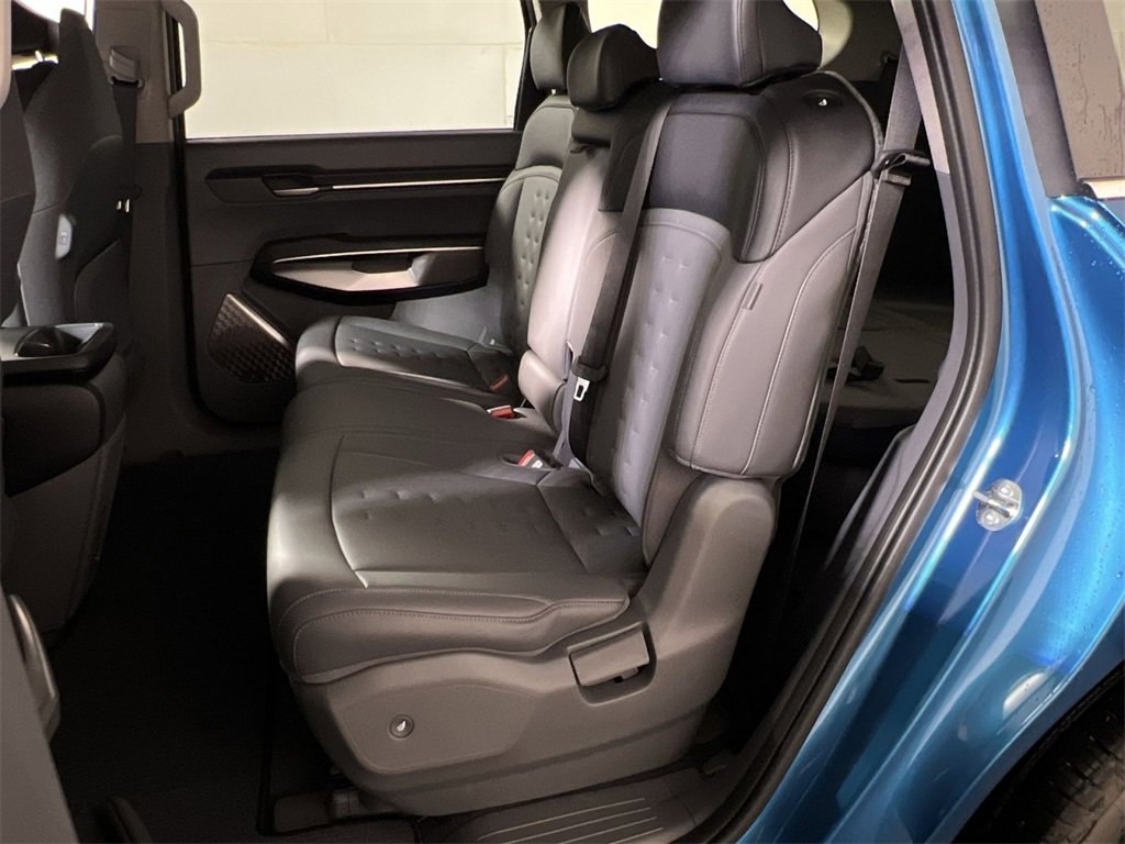 New 2026 Kia EV9 Wind image 23