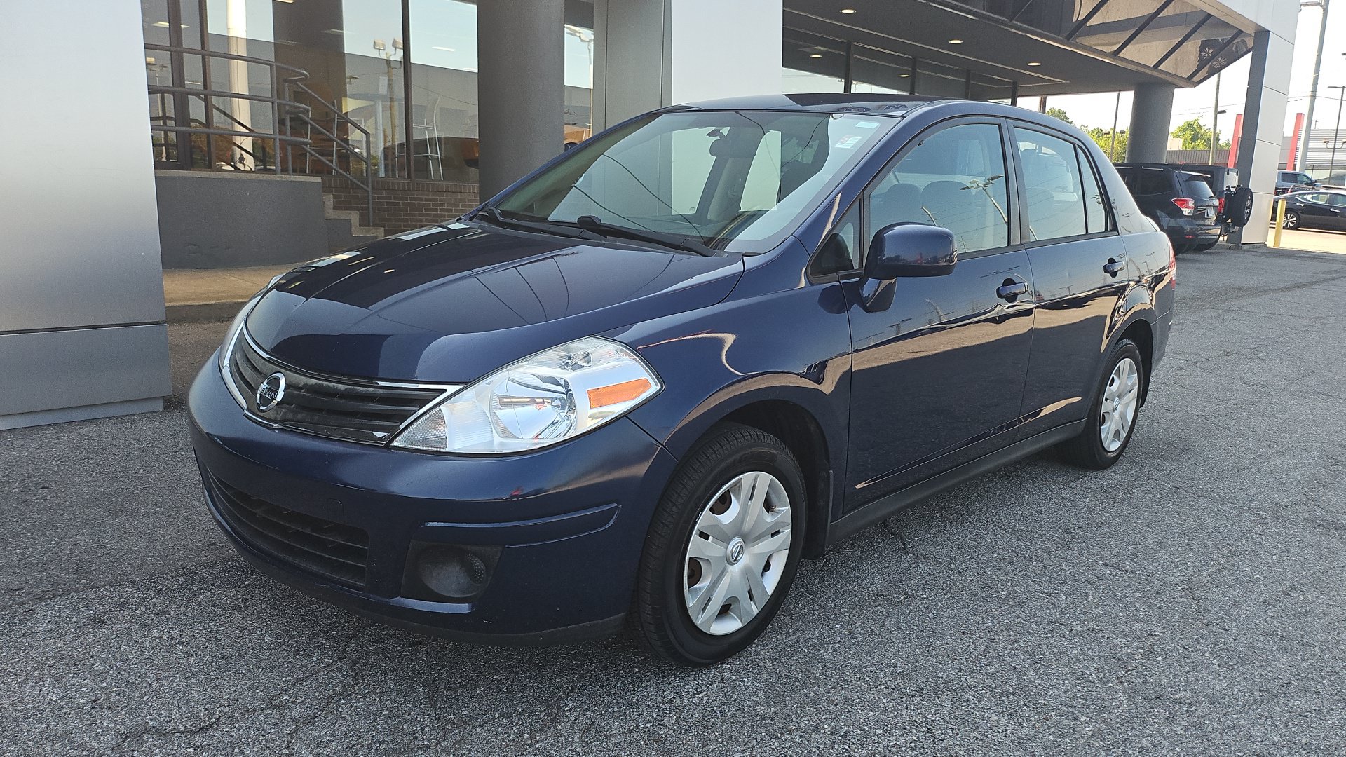Used 2011 Nissan Versa 1.8 S w/ Plus Pkg FWD image 8