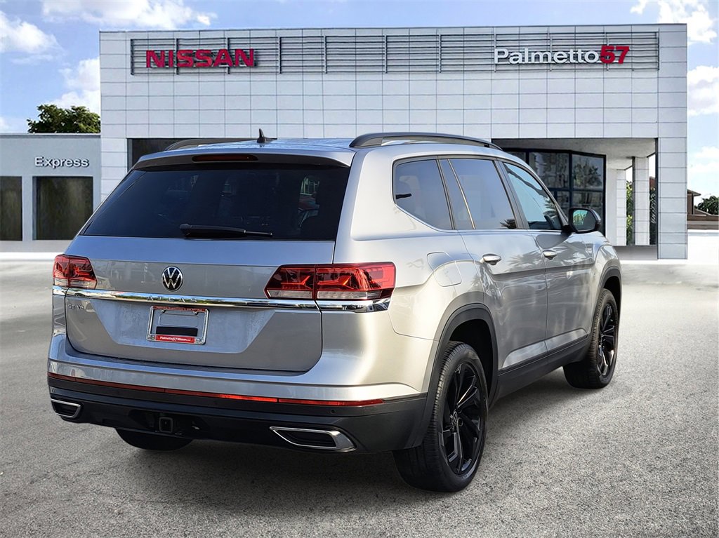 Used 2022 Volkswagen Atlas SE w/ Panoramic Sunroof Package image 6