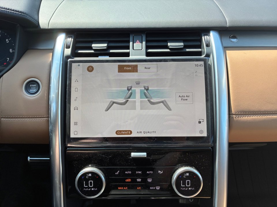 New 2026 Land Rover Discovery Limited Edition AWD/4WD image 18