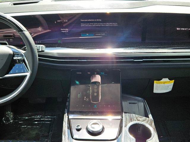 New 2025 Cadillac Escalade IQ Luxury 1 w/ LPO, Radiant Package image 34