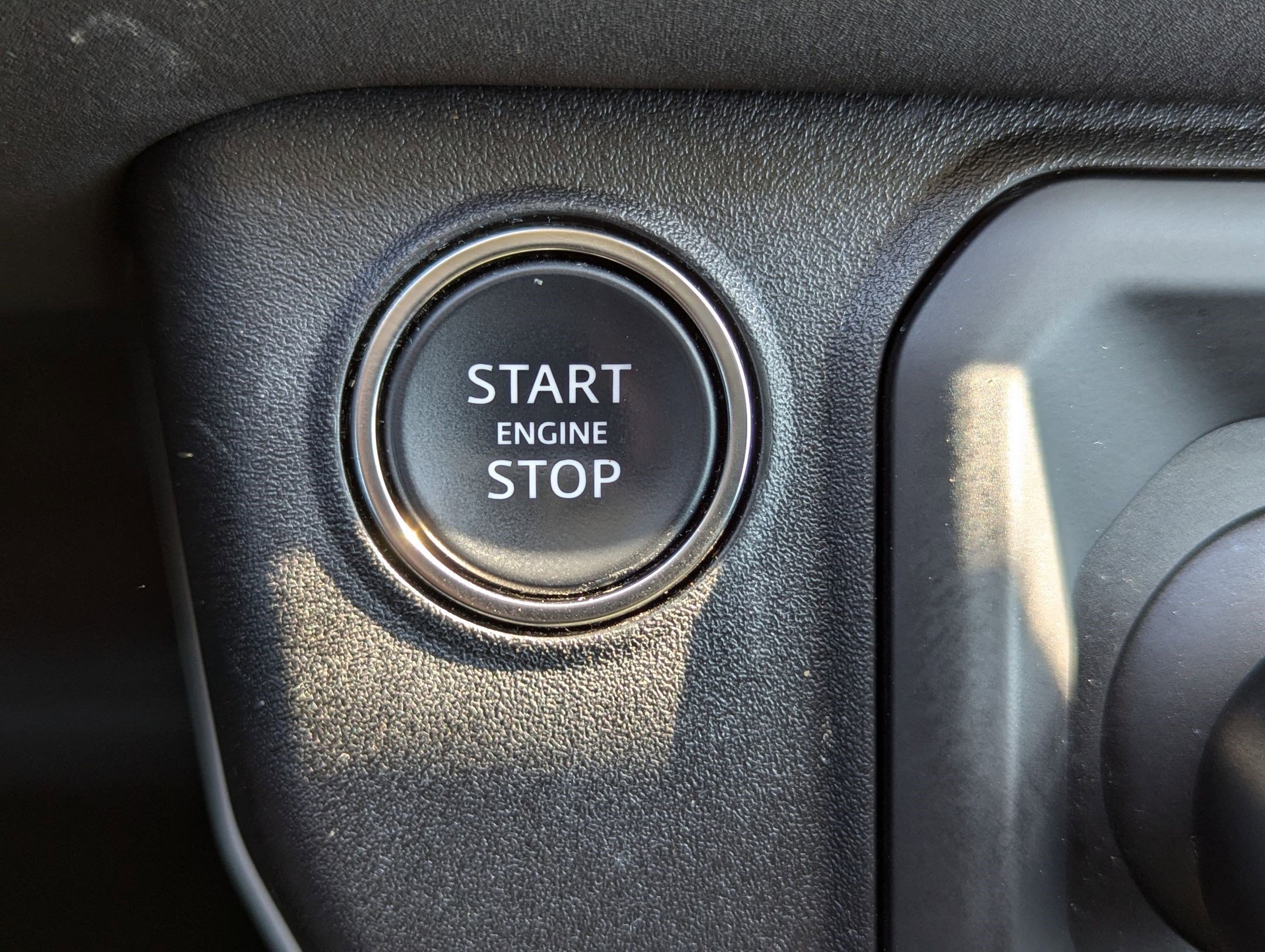 Used 2023 Land Rover Defender 110 image 26