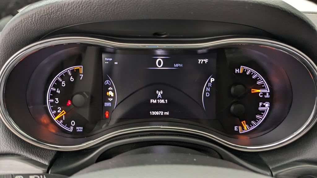 Used 2019 Jeep Grand Cherokee Altitude AWD/4WD image 23