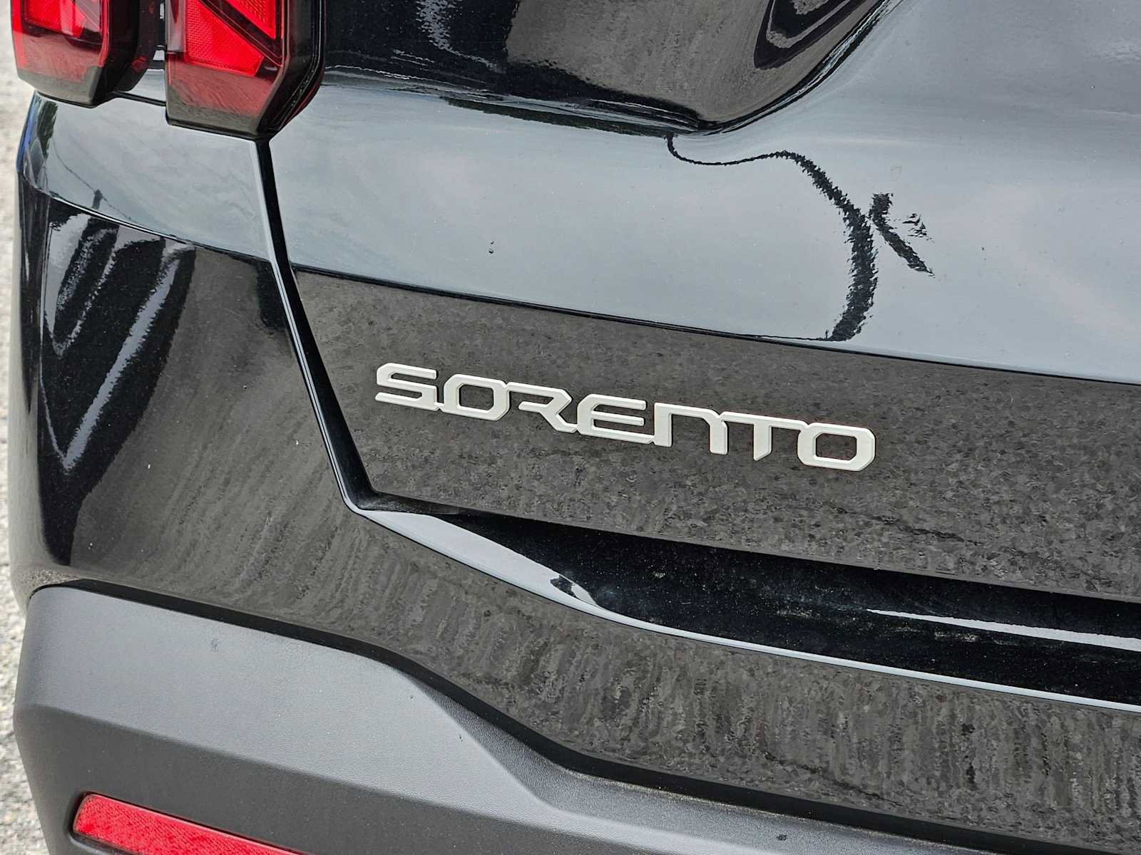 Certified 2026 Kia Sorento LX FWD image 11
