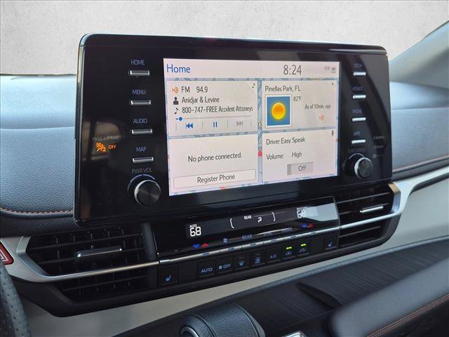 Used 2024 Toyota Sienna XSE FWD image 13