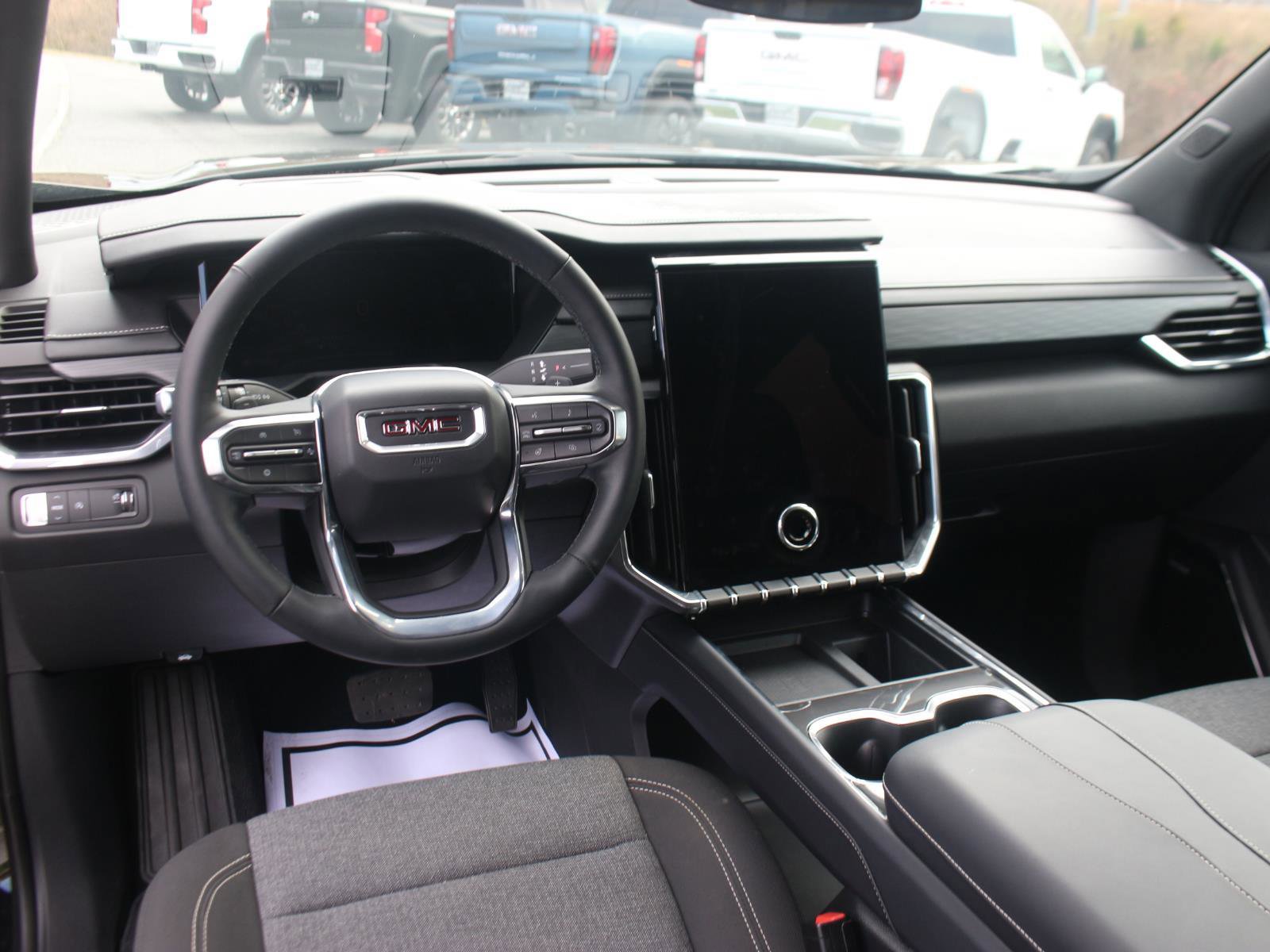 New 2025 GMC Acadia Elevation image 14