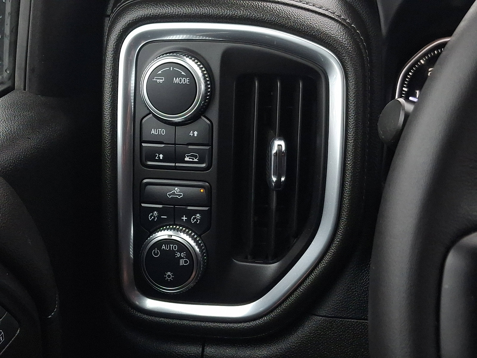 Used 2022 GMC Sierra 1500 SLE image 26