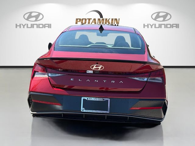 New 2026 Hyundai Elantra SEL Sport image 6