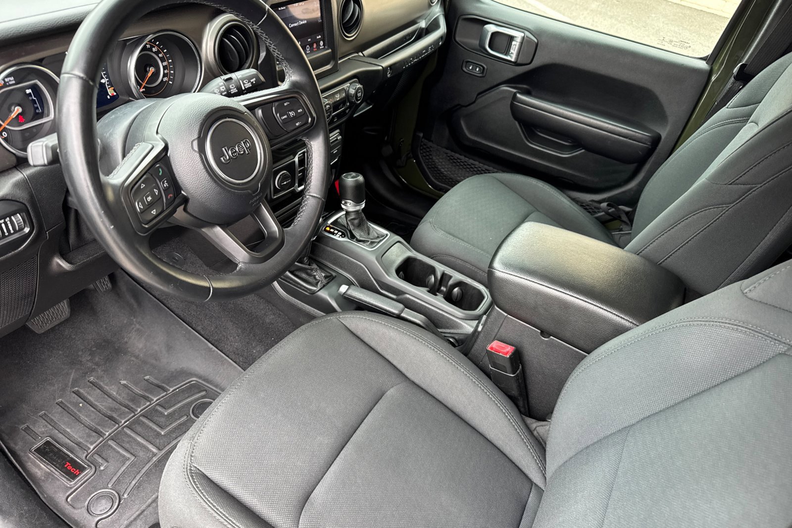 Used 2021 Jeep Wrangler Unlimited Sport AWD/4WD image 14