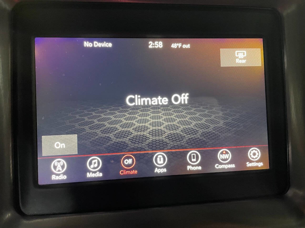 Used 2019 Dodge Challenger SXT image 29