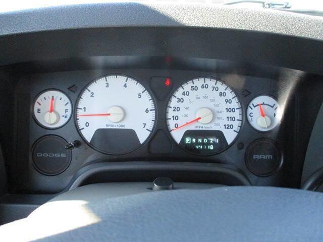 Used 2007 Dodge Ram 1500 Truck ST w/ Protection Group image 9