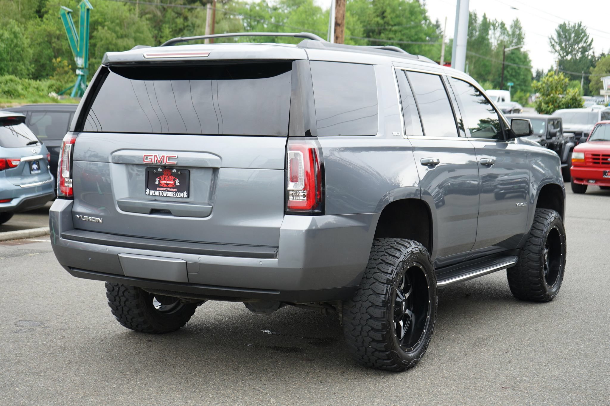 Used 2020 GMC Yukon SLT w/ Open Road Package AWD/4WD image 5