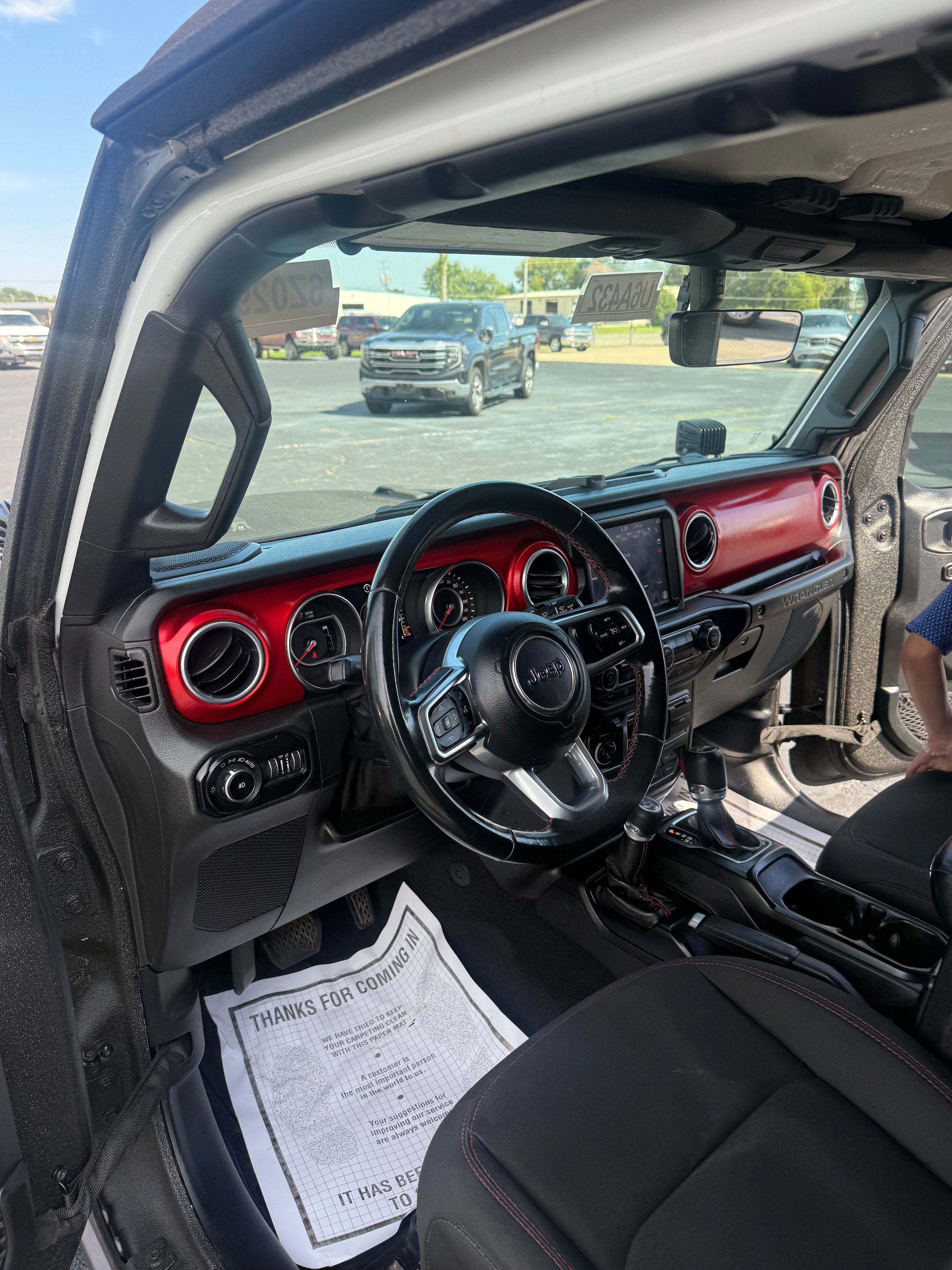Used 2018 Jeep Wrangler Unlimited Rubicon AWD/4WD image 11