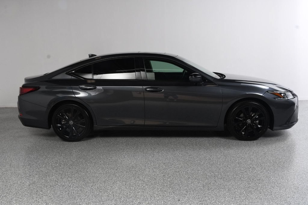 Used 2022 Lexus ES 350 w/ Premium Package FWD image 3