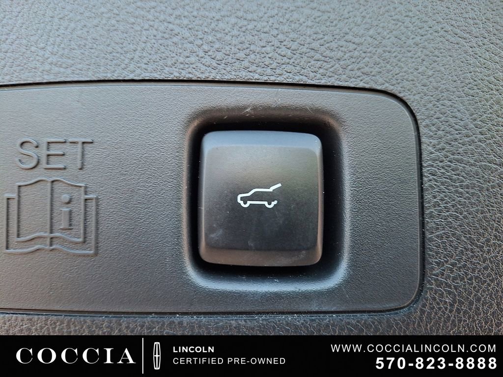 Used 2022 Lincoln Corsair AWD w/ Equipment Group 101A image 29