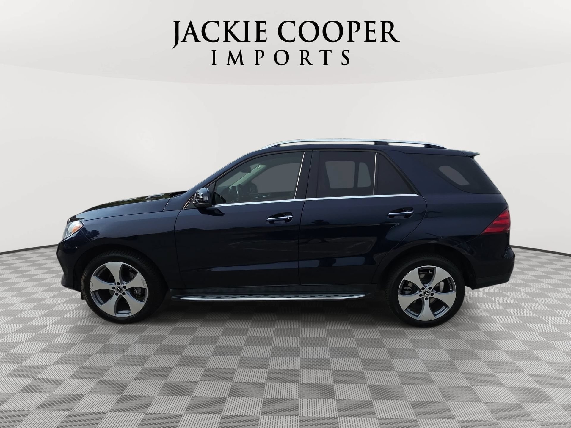 Certified 2018 Mercedes-Benz GLE 350 4MATIC image 8