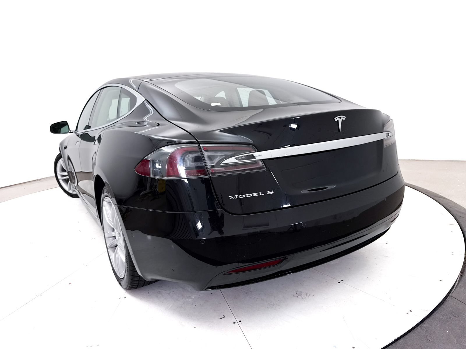 Used 2016 Tesla Model S 75D AWD/4WD image 8