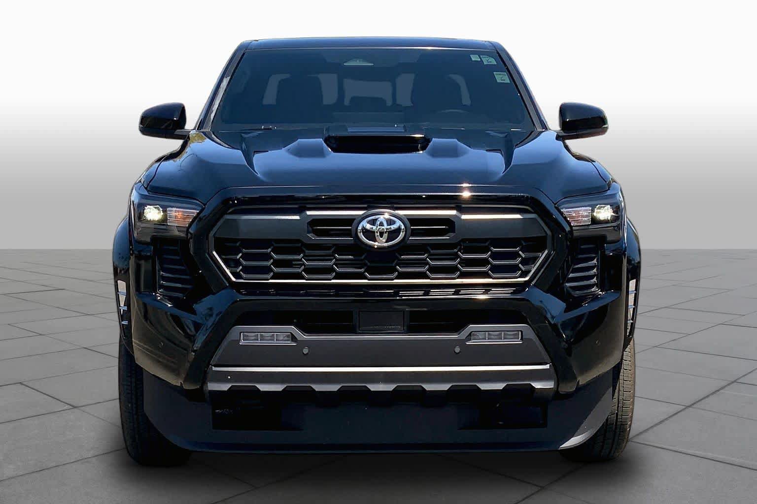 Certified 2024 Toyota Tacoma TRD Sport w/ TRD Sport Upgrade Package AWD/4WD image 3