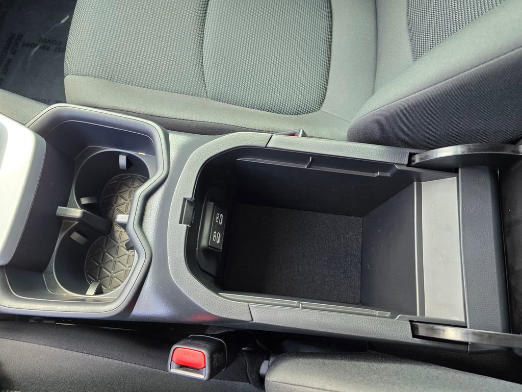 Used 2025 Toyota RAV4 LE image 23