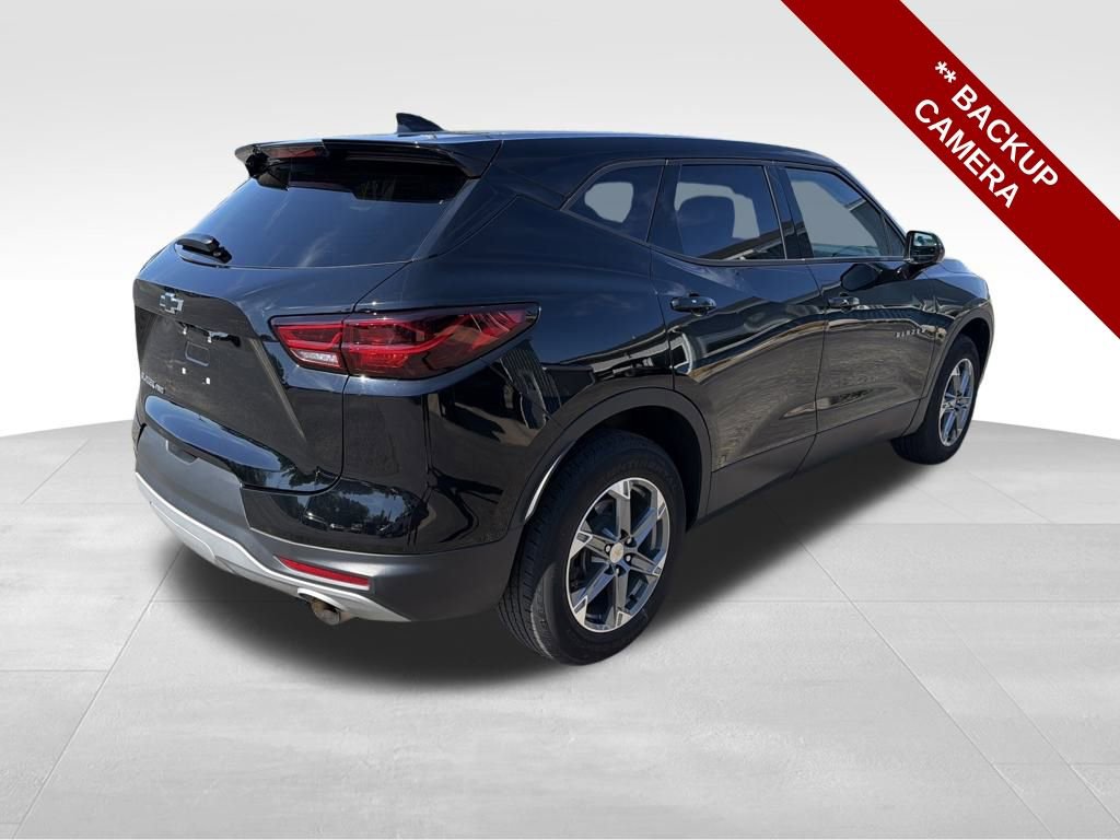 Used 2023 Chevrolet Blazer LT w/ Driver Confidence Package image 7